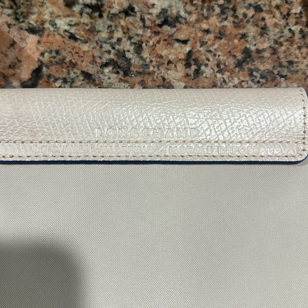 Longchamp Tote - image 6